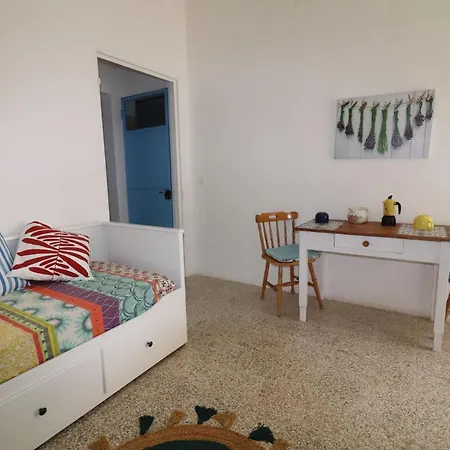 Camilla In Otranto *